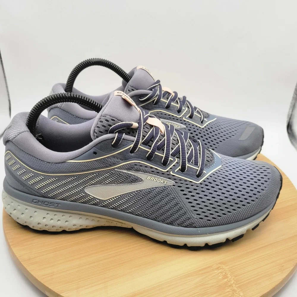 Brooks Ghost 12 Womens Running Shoes Gray Pink 1203051B086 Size 9.5 B Medium